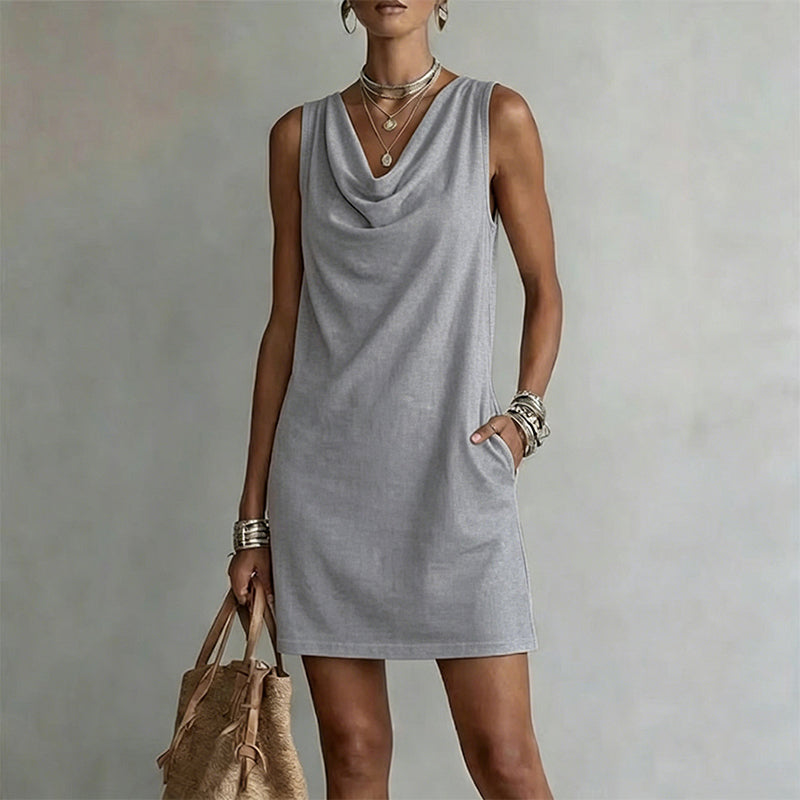👗 ¡OFERTA LIMITADA: 50 % DE DESCUENTO! 💥 Vestido entallado con cuello barco – Sin mangas, bolsillos laterales, versátil ✨